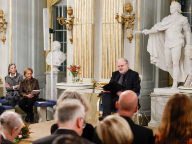 Jon Fosse - chủ nhân mới của Nobel Văn chương 'muốn viết về những điều không thể nói'