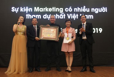 'Bùng nổ doanh số trên internet' được xác lập kỷ lục Việt Nam