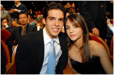 Tin tức gây sốt MXH: Kaká bị vợ bỏ vì 