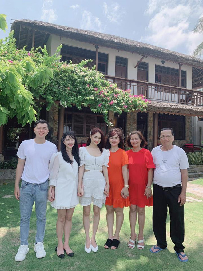 Fan lo lắng trước hình ảnh gầy gò của diễn viên Nhã Phương