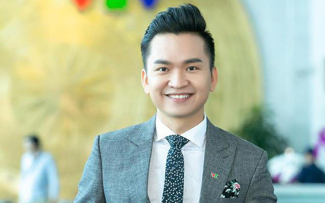 VTV Awards 2019: MC Hạnh Phúc theo sát Ngô Kiến Huy tại đề cử MC ấn tượng