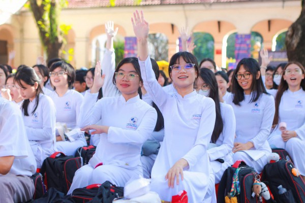 Bắt cóc online - Kỳ 1: Cách nào thoát khỏi bắt cóc qua mạng? Bắt cóc online - Kỳ 1: Cách nào thoát khỏi bắt cóc qua mạng?