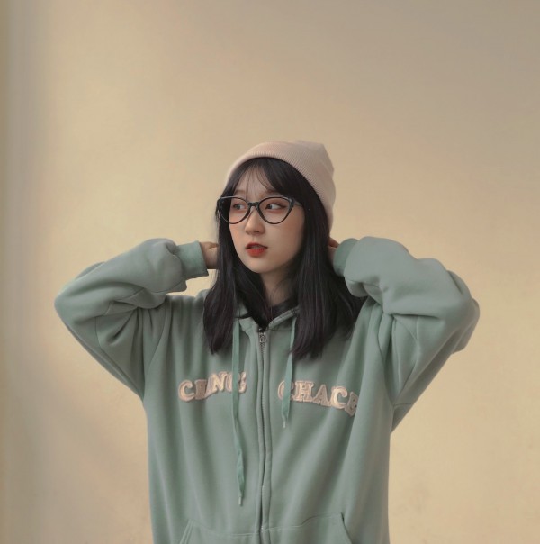 Hai nữ chiến sĩ có Hai nữ chiến sĩ có