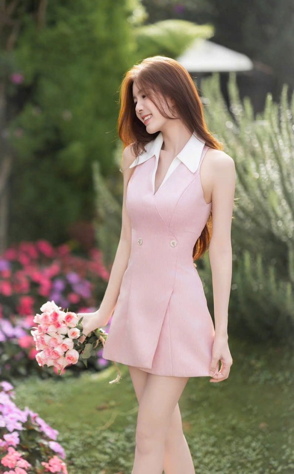 ”Nàng thơ Đà Lạt” có cái tên... Vui đang hút hồn dân mạng