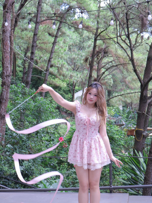 Tuyệt vời những dải lụa mong manh…