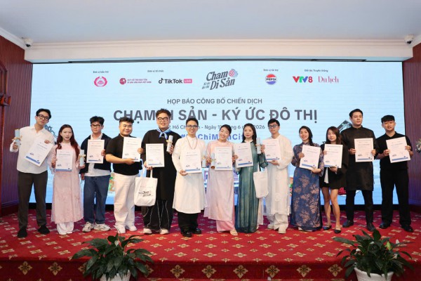 Đưa Chợ Lớn, Bến Thành vào sóng livestream của người trẻ