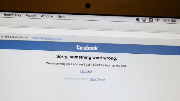 Người dùng Facebook khắp thế giới bị "văng" khỏi tài khoản hàng loạt