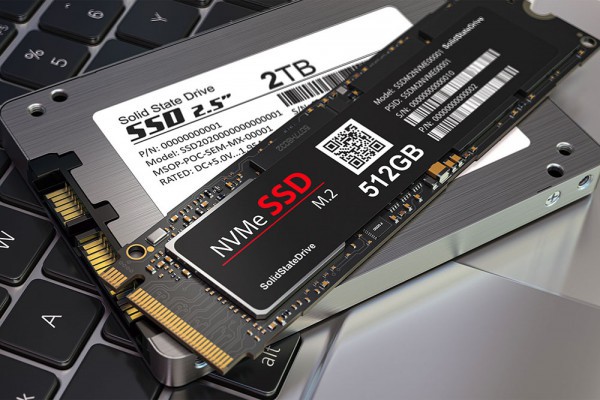 SSD tăng giá chóng mặt, một số nhà sản xuất lại "không vui"