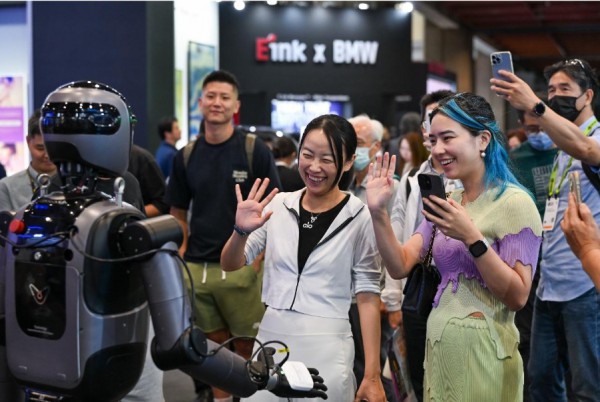 COMPUTEX 2026 khép lại với hơn 111.000 khách tham quan, AI tiếp tục là tâm điểm