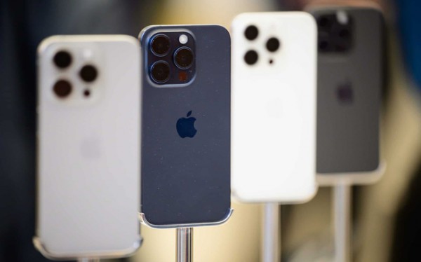 Doanh số iPhone giảm 24% tại Trung Quốc