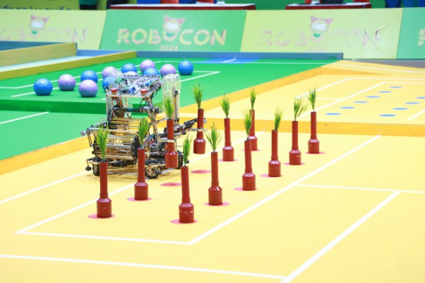 Những chiến thắng tuyệt đối "Mùa vàng" đầu tiên tại Robocon Việt Nam 2024