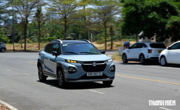 10 ngày cầm lái Suzuki Fronx: Nhiều tính năng thực dụng, vài điểm vẫn hơi 