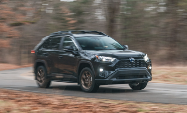 10 ô tô bán chạy nhất tại Mỹ năm 2025: Xe bán tải, Crossover áp đảo