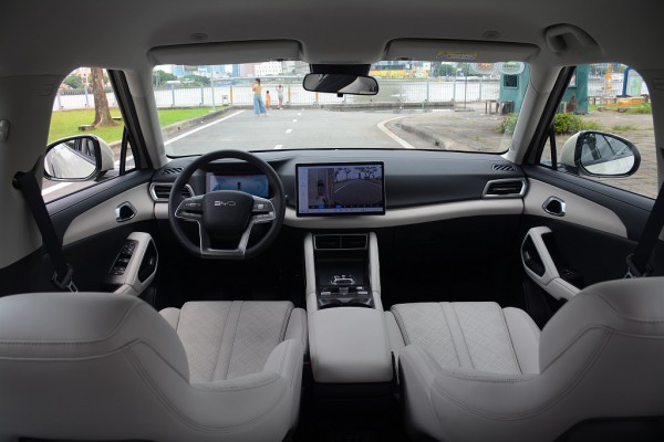 4 ngày cầm lái xe điện BYD Atto 2: Đáng 