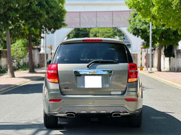 400 triệu mua ô tô 7 chỗ: Xe Mỹ Chevrolet Captiva có phải 