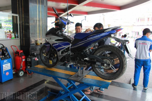 Bảo dưỡng, thay thế bộ phận nào để xe máy 