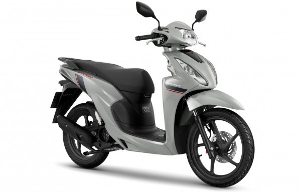 Cận tết, xe tay ga bán chạy nhất Việt Nam đội giá gần 5 triệu đồng