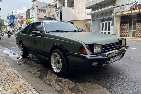 Chán siêu xe, ông Đặng Lê Nguyên Vũ tậu xế cổ Toyota Celica gần 50 tuổi