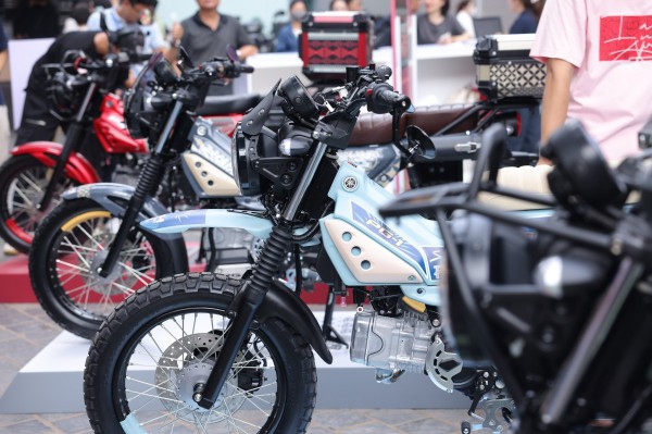 Chưa về đến đại lý, Yamaha PG-1 