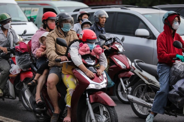 Có những quy định nào về chở trẻ em trên xe máy?