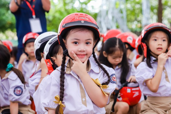 Có những quy định nào về chở trẻ em trên xe máy?