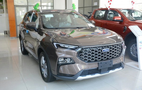 Crossover cỡ trung: Đại lý Crossover cỡ trung: Đại lý