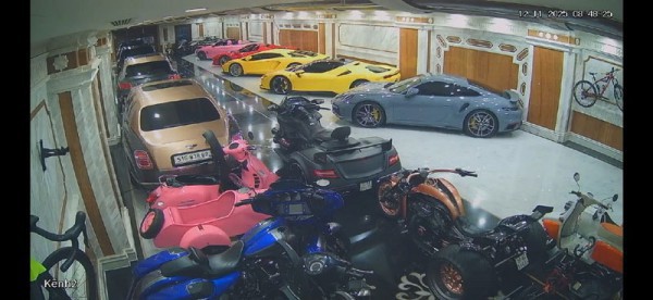 Dàn xe trăm tỷ của đại gia thẩm mỹ viện Mailisa