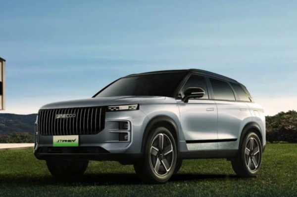 Doanh số xe hybrid của Toyota tăng mạnh: Tín hiệu tích cực cho thị trường xe xanh