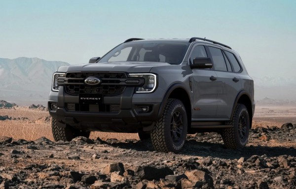 Ford Everest 2025 có thêm phiên bản cho người thích 