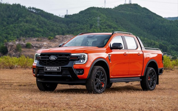Ford Ranger Wildtrak máy dầu 3.0 lít: Bán tải phổ thông đắt nhất Việt Nam có gì?