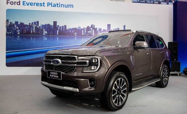 Ford Ranger và Everest phiên bản cao cấp nhất ra mắt