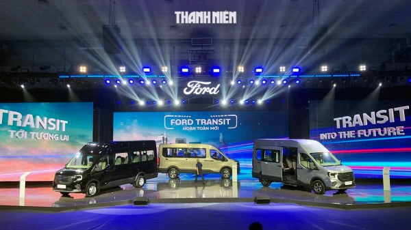 Ford Transit 2024 có 3 phiên bản, giá từ 905 triệu đồng tại Việt Nam