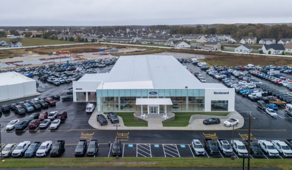 Ford nâng tầm trải nghiệm khách hàng toàn cầu