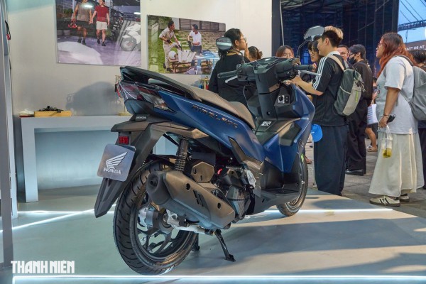 Giá bán tăng nhẹ, Honda Air Blade 2026 thay đổi gì?