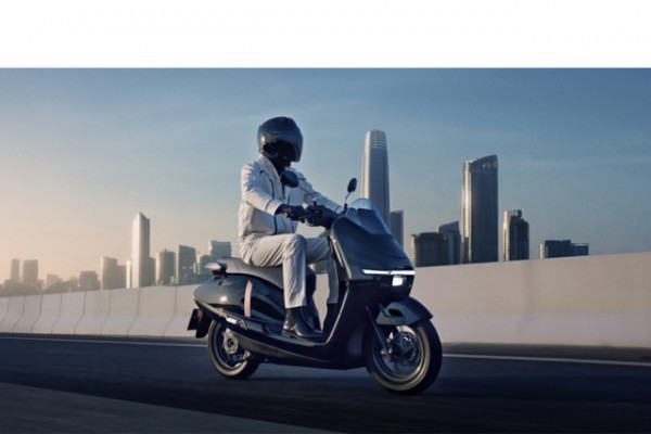 Giá bằng nửa thị trường Thái Lan, vì sao Honda UC3 vẫn bị khách Việt chê đắt?