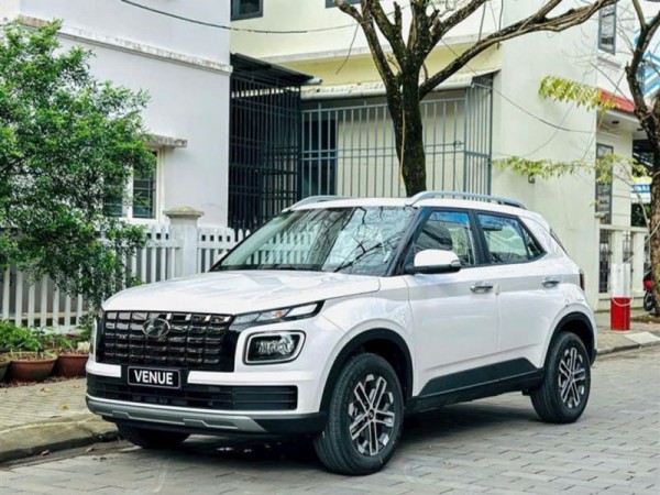 Giá xăng dầu tăng cao, chọn SUV cỡ A không bị “đau” ví