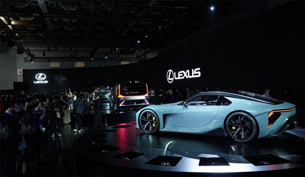 Giải mã bí mật thành công của Lexus