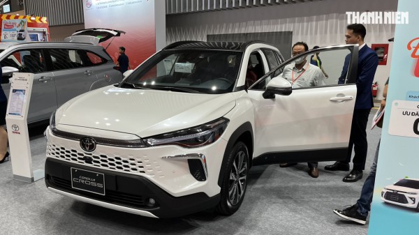 Hàng loạt mẫu mã giảm giá, xe Toyota hút khách Yaris Cross bán chạy nhất