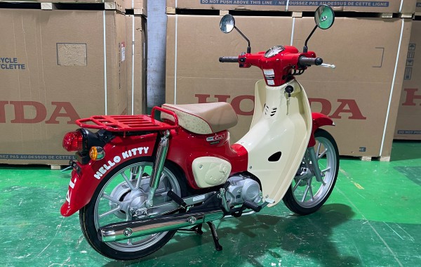 Honda Super Cub Hello Kitty sản xuất giới hạn rục rịch về Việt Nam Honda Super Cub Hello Kitty sản xuất giới hạn rục rịch về Việt Nam