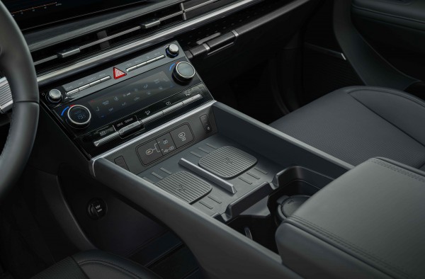 Hyundai SantaFe hybrid có mức tiêu thụ nhiên liệu ra sao