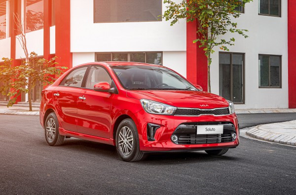 KIA Soluto ưu đãi kỷ lục, giá thực tế dưới 300 triệu đồng