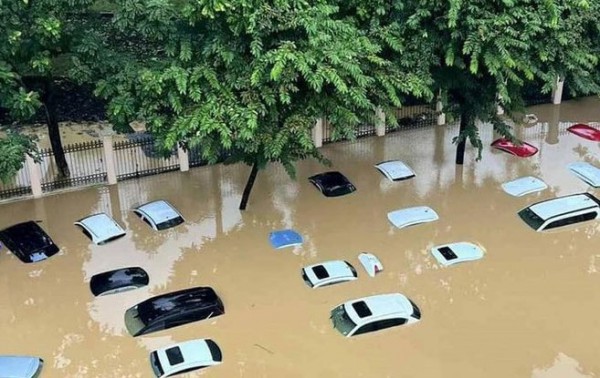 Không dám mua ô tô cũ vì quá nhiều xe ngập nước?