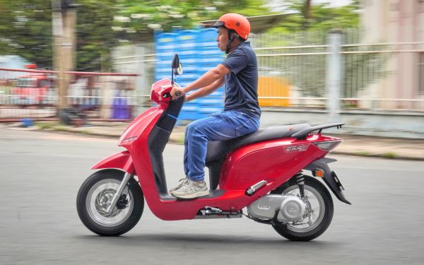 Lái thử Dat Bike ERA: Xe máy điện 