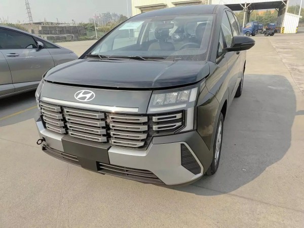 MPV 7 chỗ rẻ nhất Việt Nam sắp có bản mới, tung ra thị trường tháng 3.2026