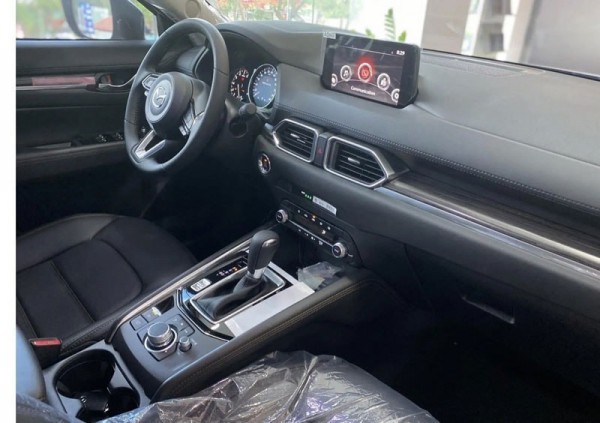 Mazda CX5 giảm giá sâu, khiến ô tô Trung Quốc khốn đốn