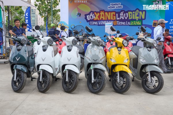 Người Việt dần từ bỏ xe xăng, tăng mua xe máy điện
