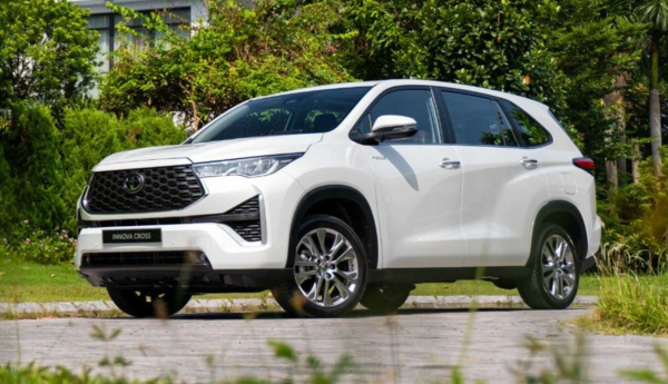 Người Việt mua sắm ngày càng nhiều ô tô hybrid, xe Toyota chiếm đa số
