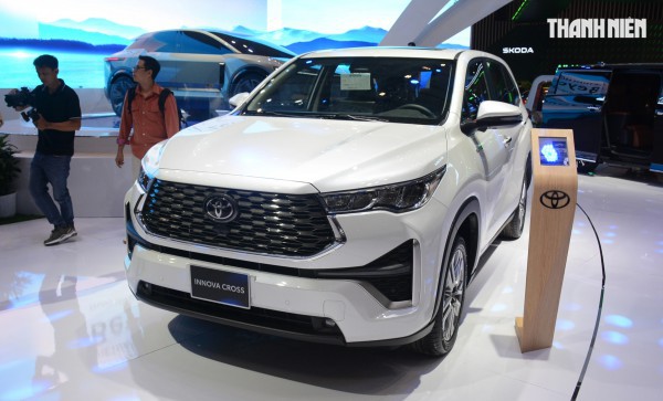 Người Việt tăng mua sắm ô tô điện, xe hybrid Người Việt tăng mua sắm ô tô điện, xe hybrid