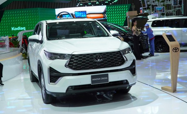 Nhiều xe hybrid 