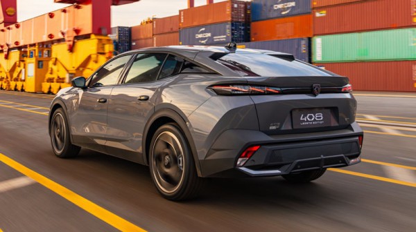 Peugeot 408 phiên bản giới hạn ra mắt thị trường Việt Nam
